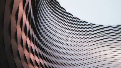 Curved building facade